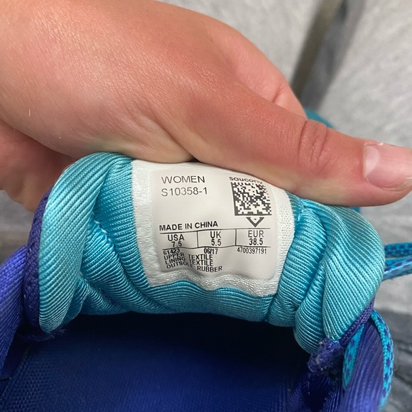 Saucing Women’s running shoes - Picture 6 of 6